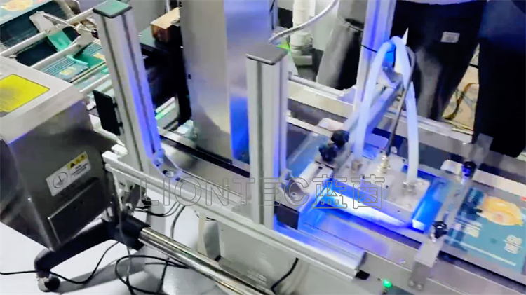 如果你的應(yīng)用要求“抗3M膠黏貼、抗刮擦、抗粘性”，可能這是你唯/一的選擇……